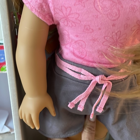 American girl doll - Picture 7 of 8